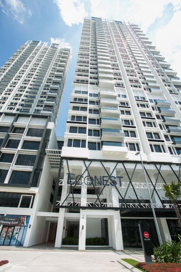 Econest Apartment By The One - Educity Nusajaya Nusajaya  Exterior foto